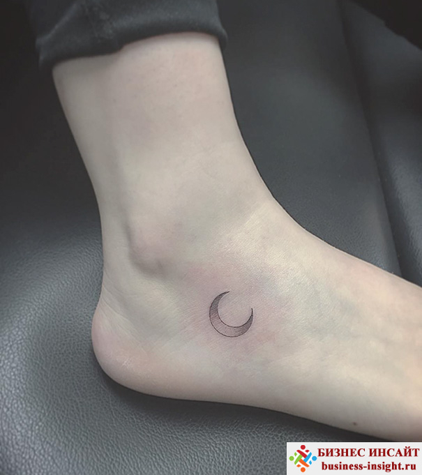 Идеи для маленькой татуировки на ноге