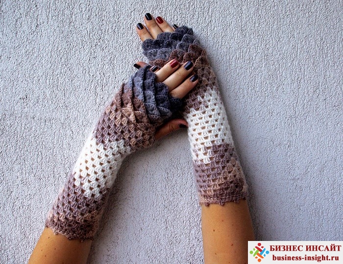 Вязаные перчатки, похожие на чешую дракона