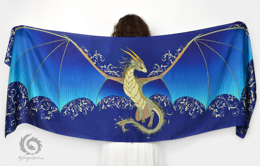 Платки с изображением дракона